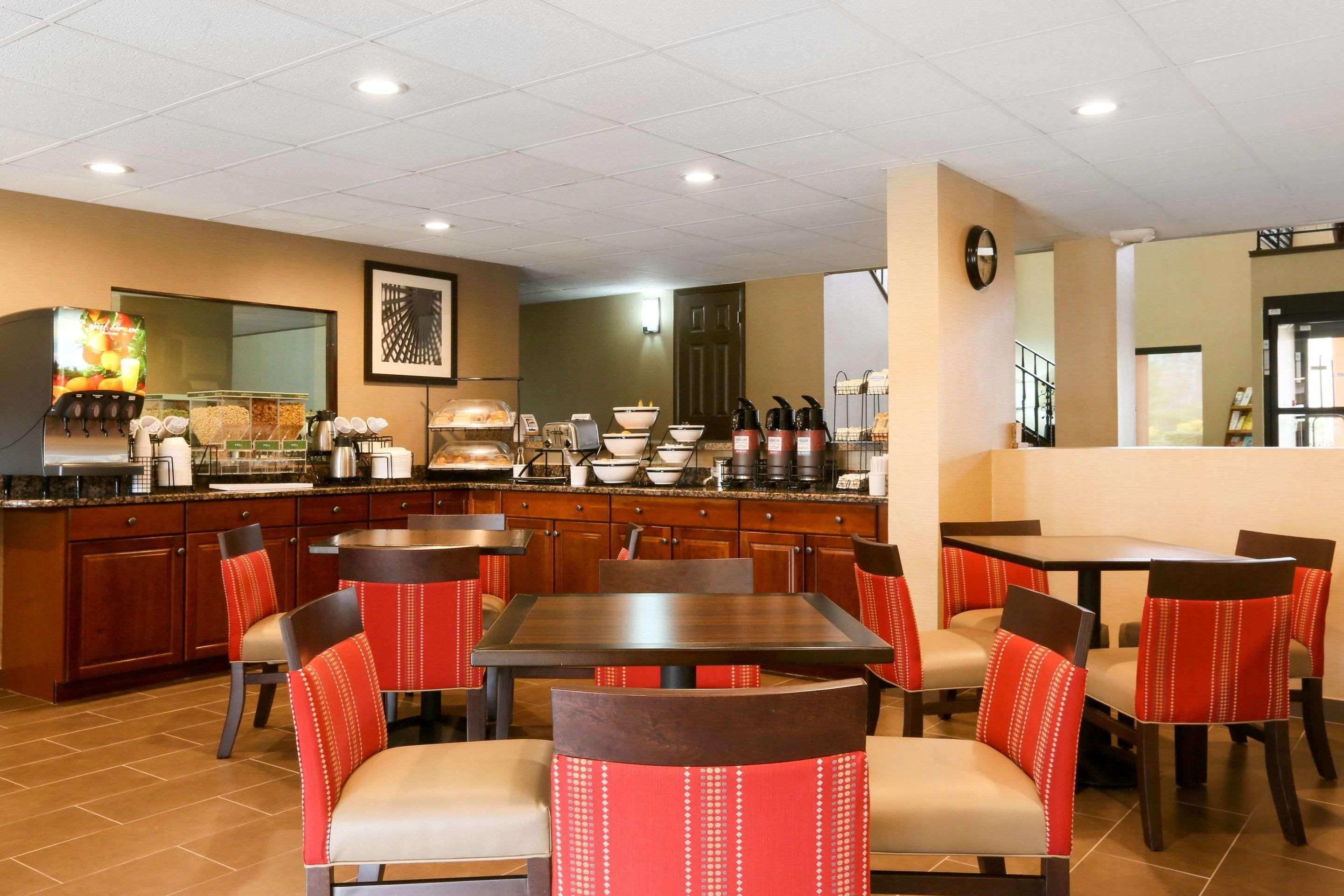 Comfort Inn & Suites Leeds I-20 Exterior foto